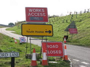 Approach to Hindhead hostel